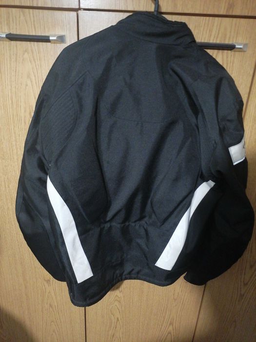 Мото яке CORONA размер L с протектори