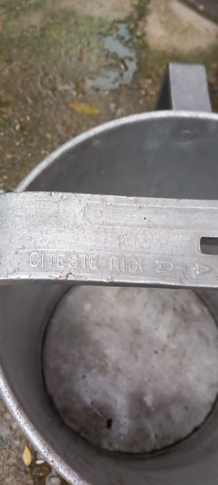 Găleată recipient masurat lapte carat transport lapte diverse veche