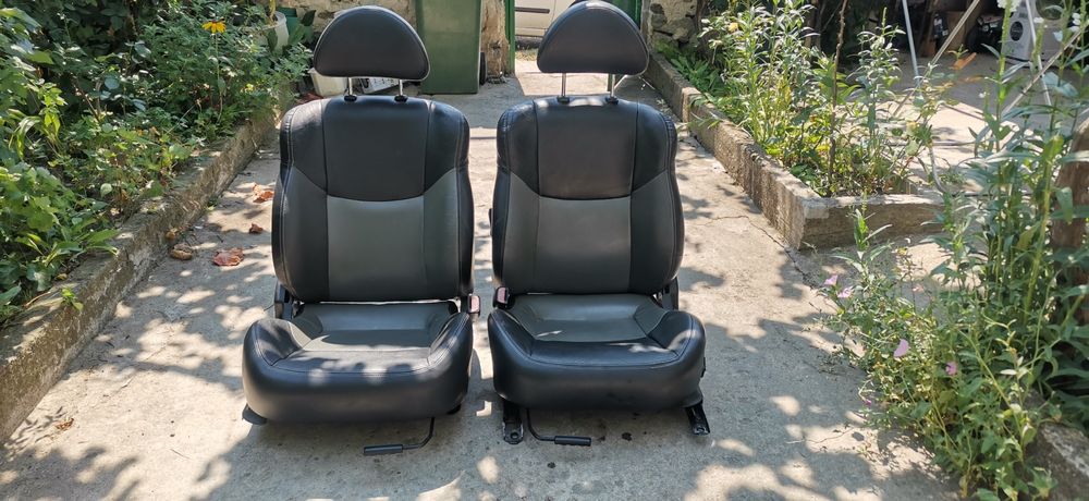 Кожен салон Hyundai Coupe