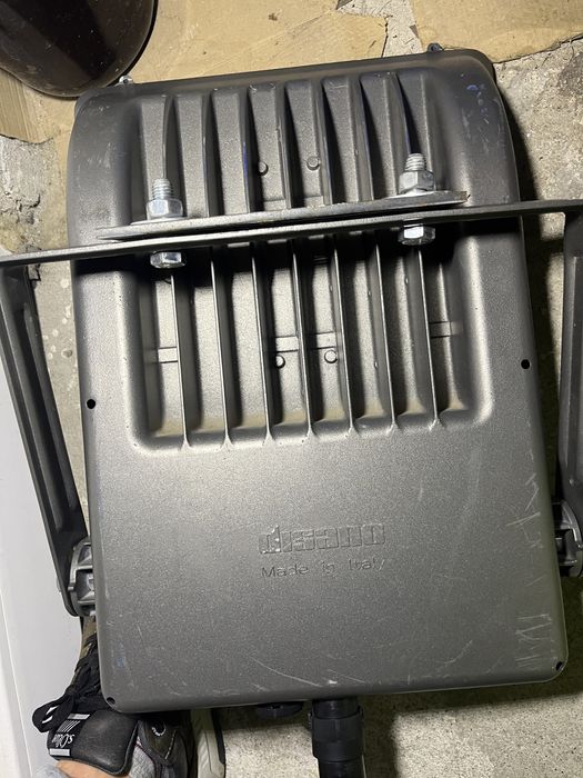 Proiector puternic Led , made in Italy