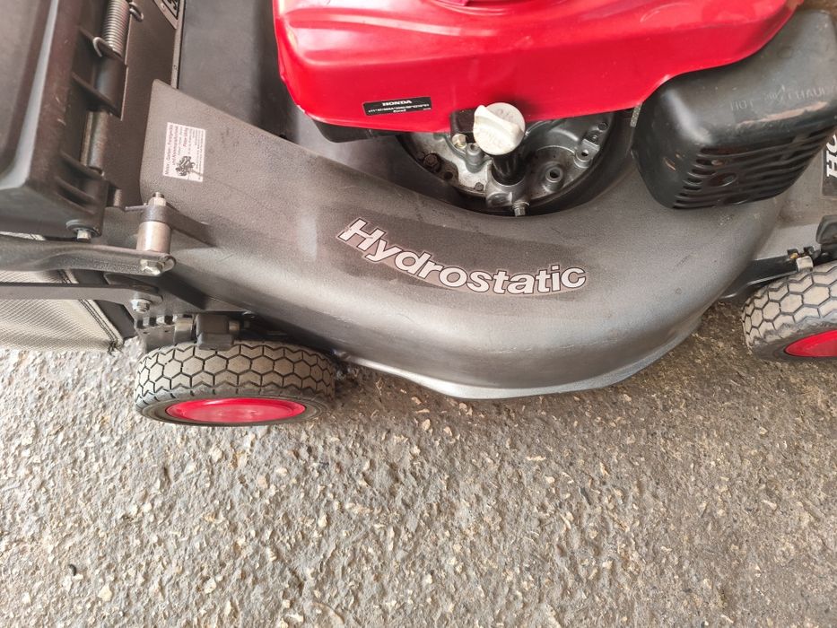 Самоходна бензинова косачка