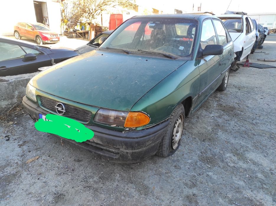 Продавам на части OPEL ASTRA 1.4 16V 95 г