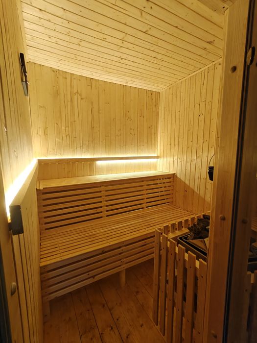 Ofertă Vilă/Cabană de închiriat cu ciubăr și sauna