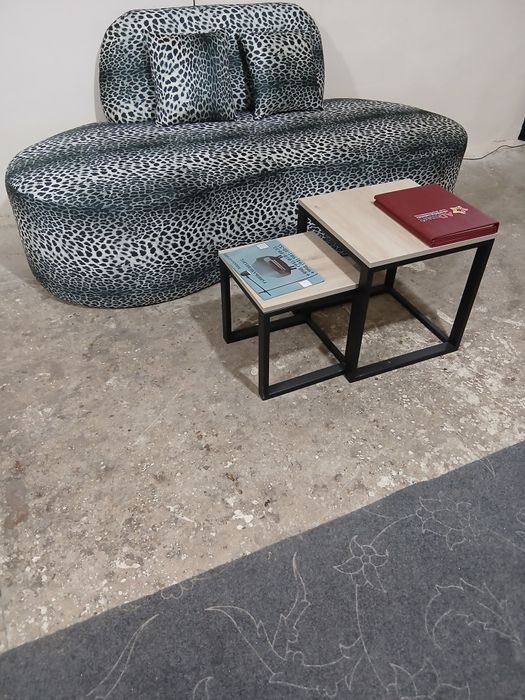 Диван тигровый с закруглённый