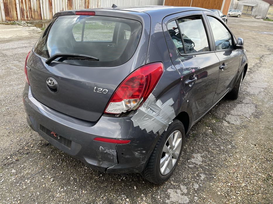 Hyundai i20 1.4 74kw 2015 Автомат на части