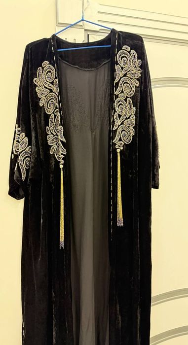 Sotiladi abaya dubayskiy