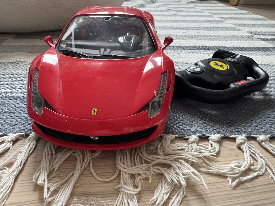Ferrari с достанционно детска кола