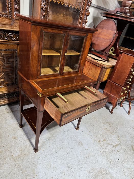 Birou stil Louis XVI cu vitrina, din lemn masiv - piesa eleganta