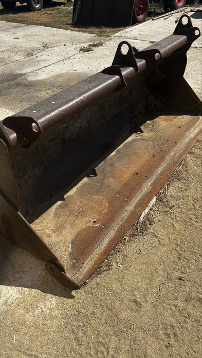 Vand cupa incarcator frontal