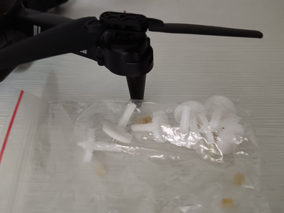 Продам квадрокоптер на запчасти