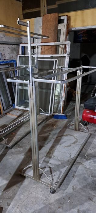 Щендери, стелаж за дрехи, книги, шапки