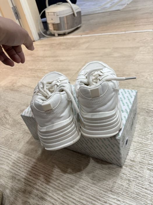 3000теңгеге киіп тастауға