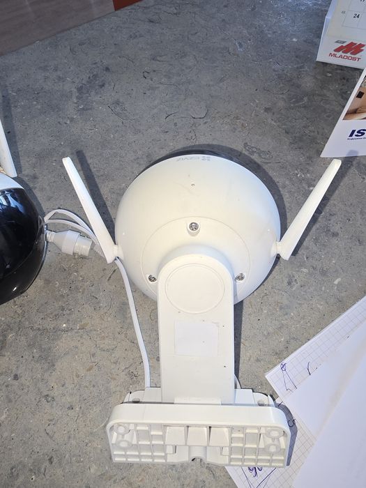 Камера за наблюдение