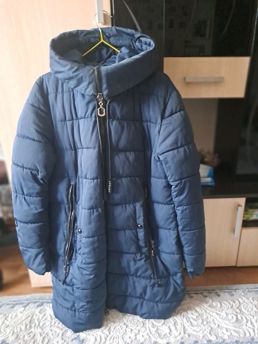 Продам куртку зимнюю