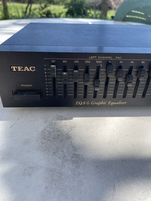 Графичен еквалайзер Teac EQA-6