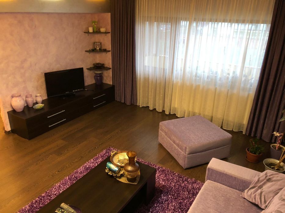 Inchiriez apartament