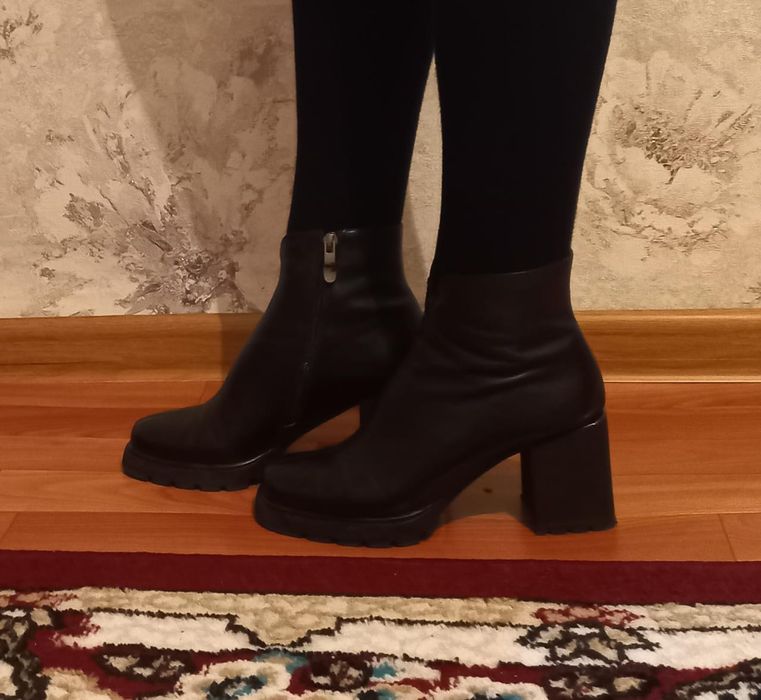 Продам ботинки  в хорошем состояни