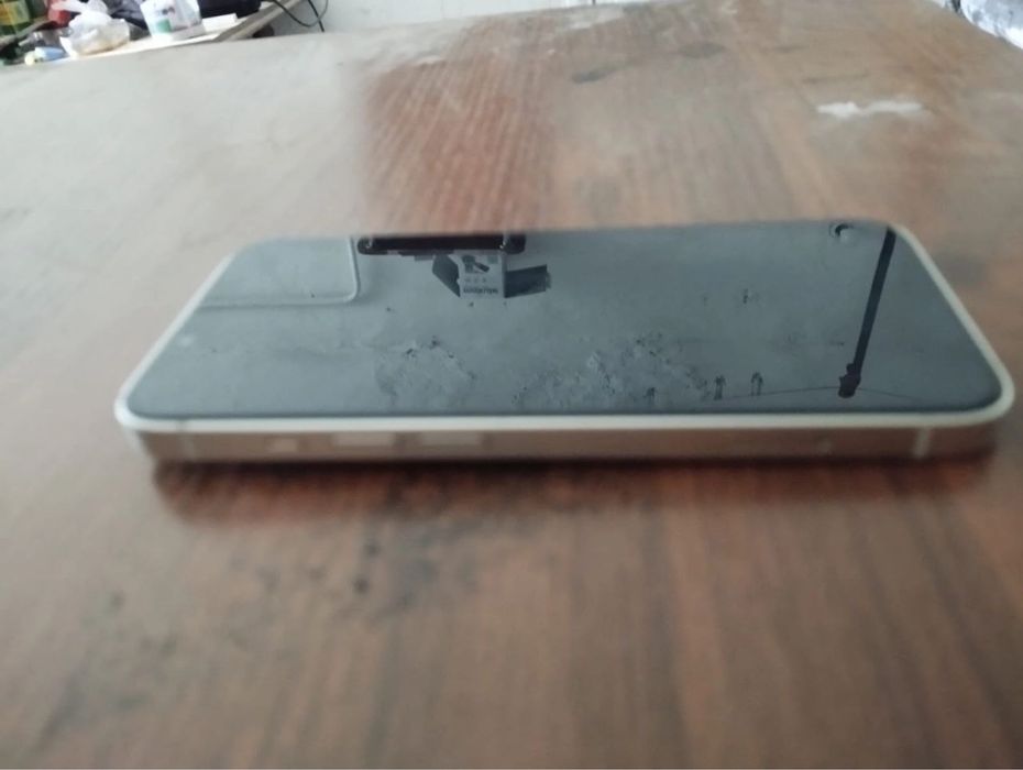 Айфон 14  256гб идеиалл