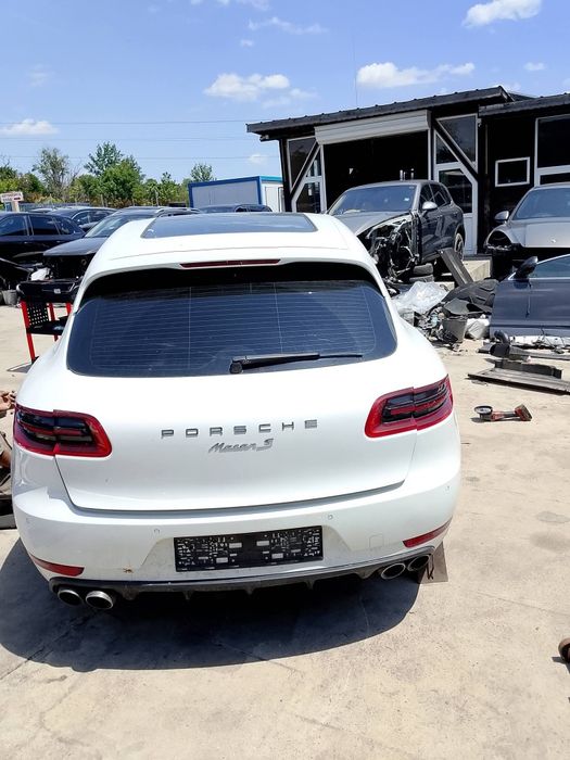 Porsche Macan 3.0 TDI V6  , 2014 г. CTB мотор ,258 к.с ,1 брой на части