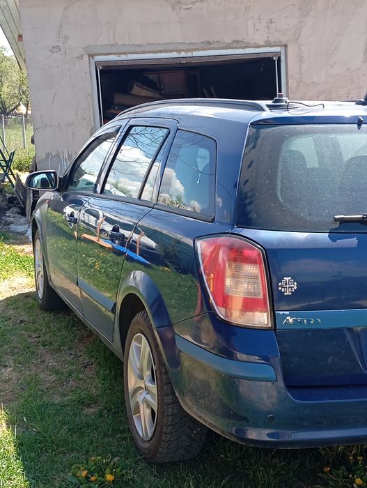 Vînd Opel Astra h