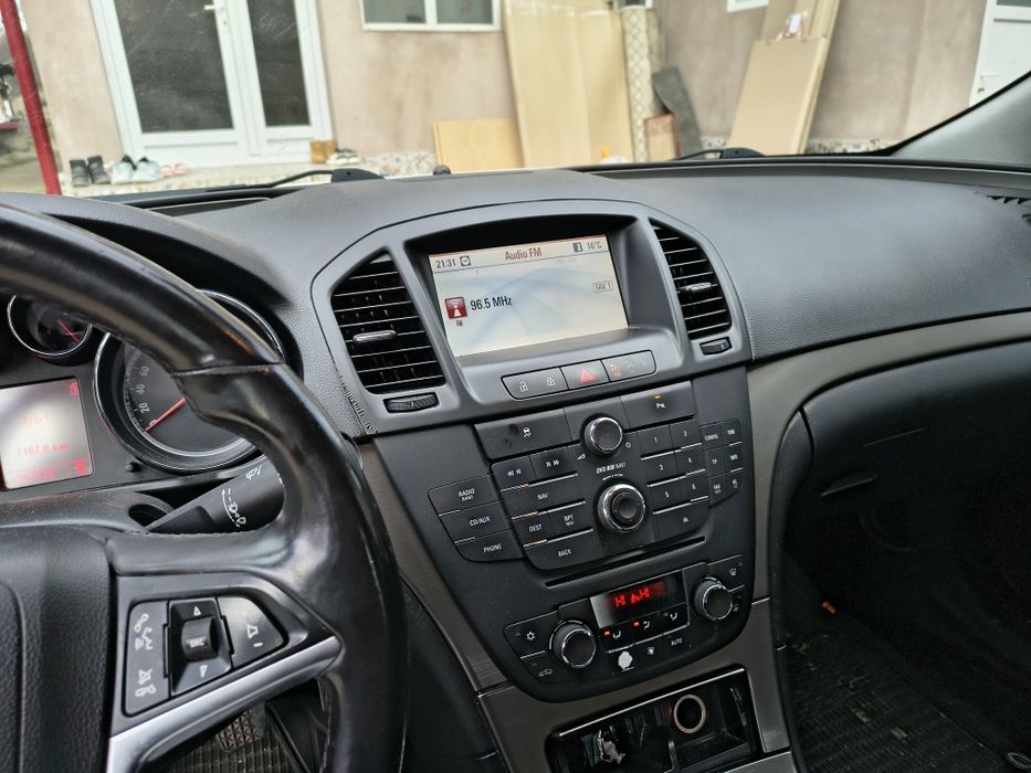 Vând Opel insignia 2.0/131 cp