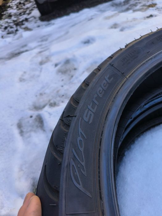 Michelin Pilot Street