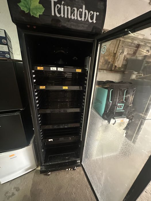 Хладилник с витрина Gastro-Cool