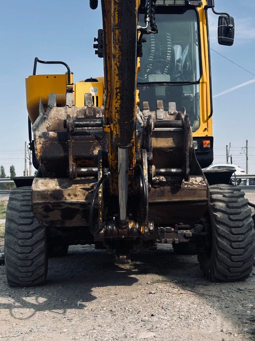 Ekskavator Hyunday 555
