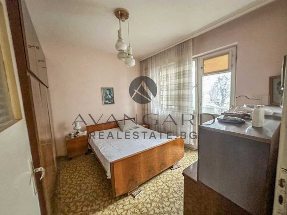 Продава се Тристаен апартамент в Пловдив, Кючук Париж - 86 кв.м за 830 €/кв.м - Снимка #6