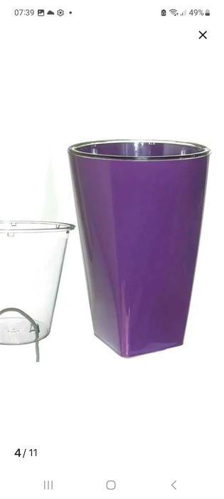 Кашпо с фитильным поливом.