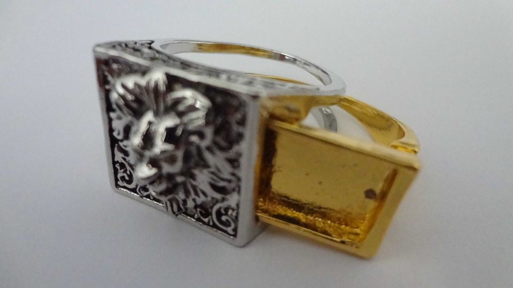 Ефектен винтидж пръстен с тайно отделение