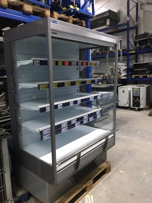 Крайстенна хладилна витрина