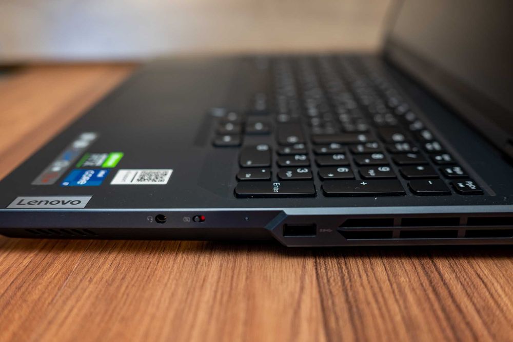 Lenovo Legion Pro 5 16IRX8 | i7-13700HX | RTX 4060 | 32GB | 1TB SSD