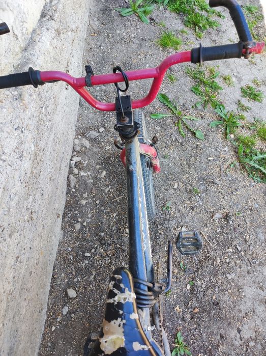 Vând BMX demon merge foarte bine 250 lei negociabil
