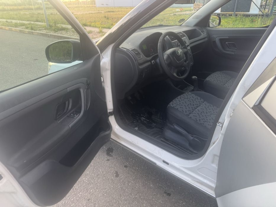 Skoda Praktik 1,2 benzina, an 2011, AC