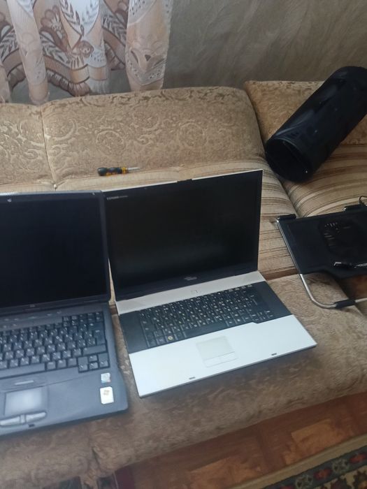 Продам ноудбуки срочно