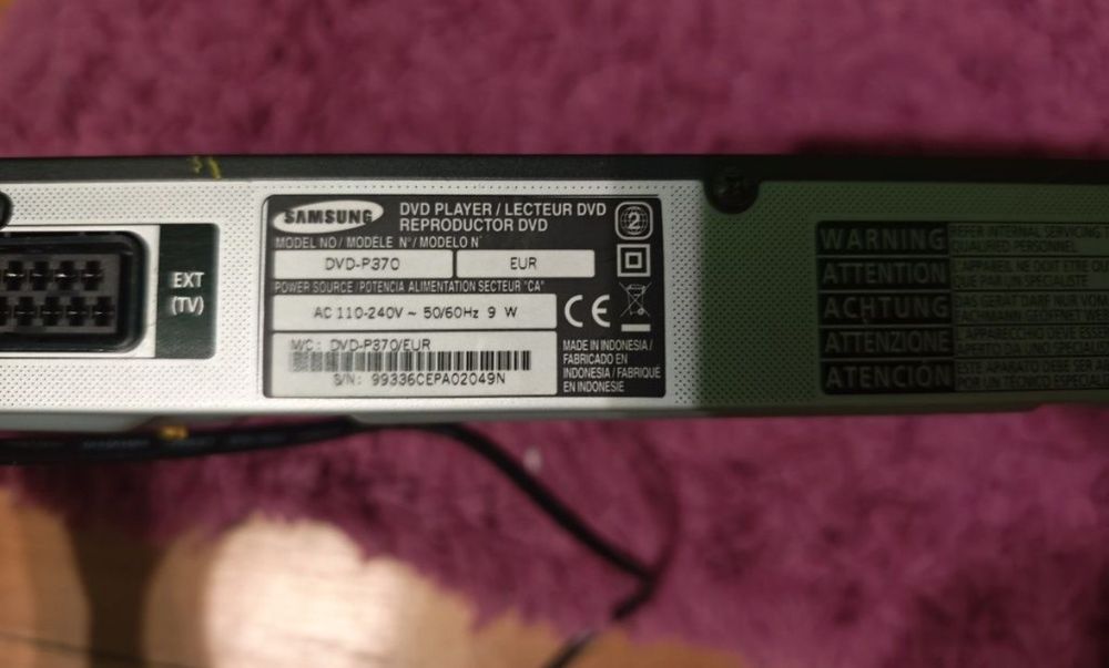 DVD Player Samsung DVD-P370 + Telecomandă + Convertor HDMI