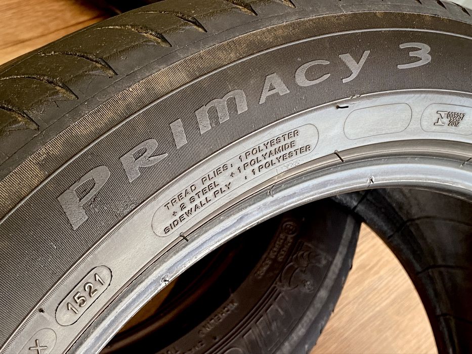 Шины Michelin 215/55/18.