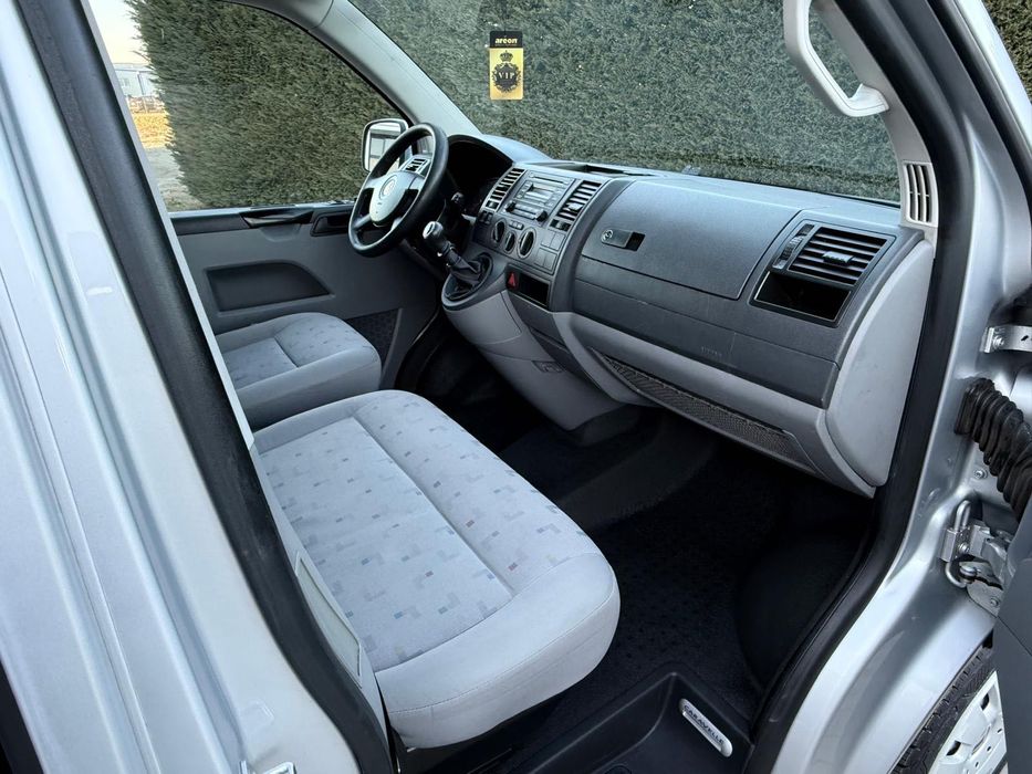 VW CARAVELLE 1.9 TDi 8+1 Locuri