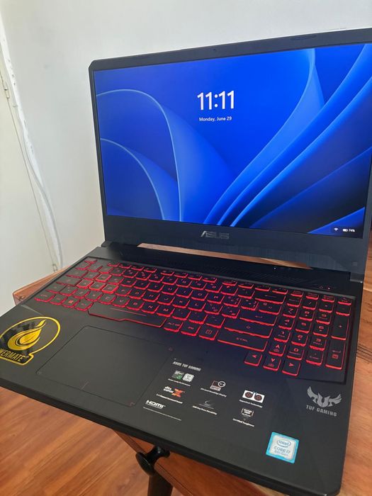 Asus HTSU4BFB Gaming + plus tastatură