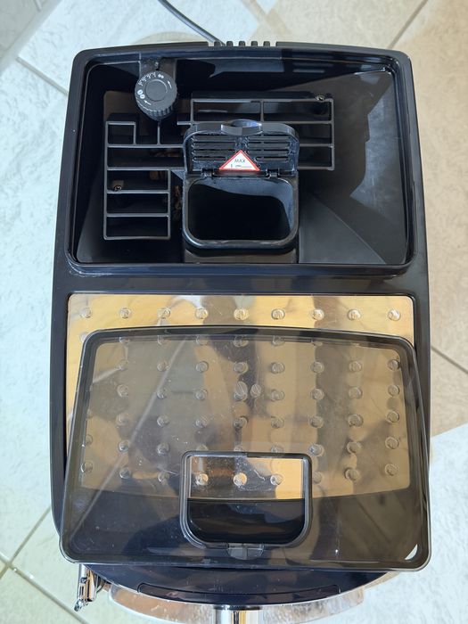 Кафемашина кафеавтомат DeLonghi Magnifica S