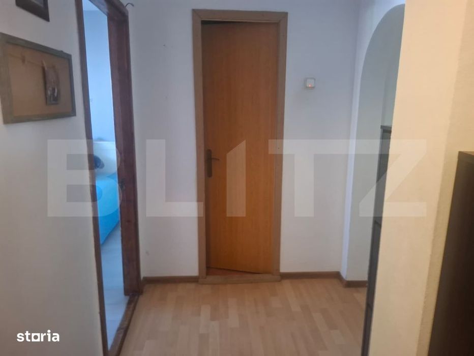 Apartament 3 camere, 73 mp, zona Micro 11