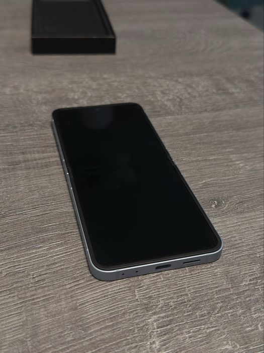 Samsung Galaxy Z Flip 6