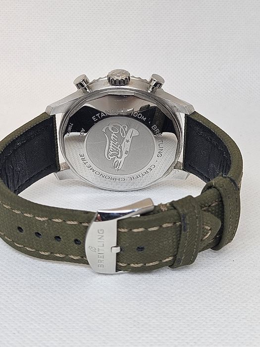 Breitling AVIATOR 8 chronograph 43 CURTISS WARHAWK оригинален часовник