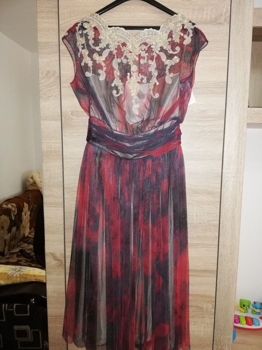 Rochie de seară dantela și tull