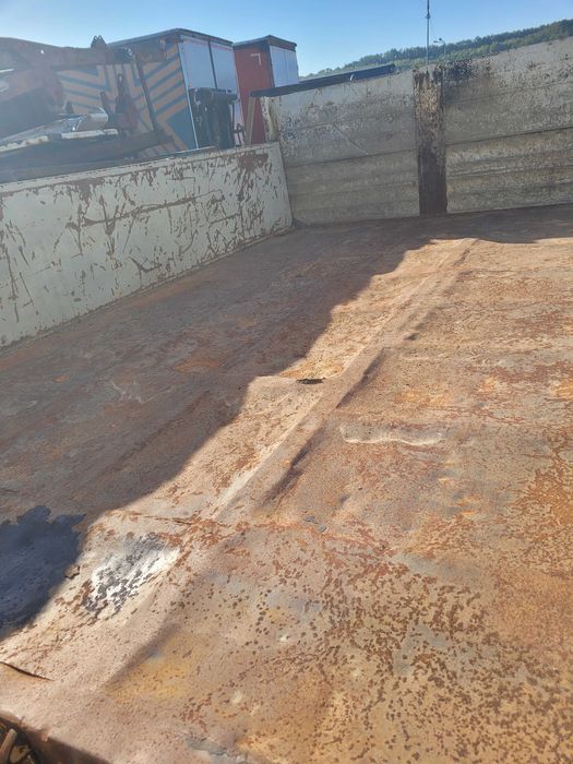 Sasiu remorca basculabila pe 3 laturi