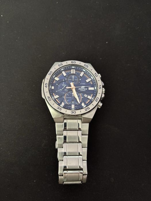 Часовник Casio Edifice EFR-564D