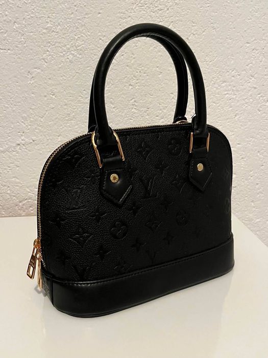 Чанта  louis vuitton-ЧИСТО НОВА
