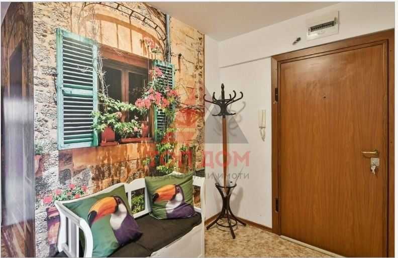 Дава се под наем Тристаен апартамент в Варна, Бриз - 76 кв.м за 700 € - Снимка #2