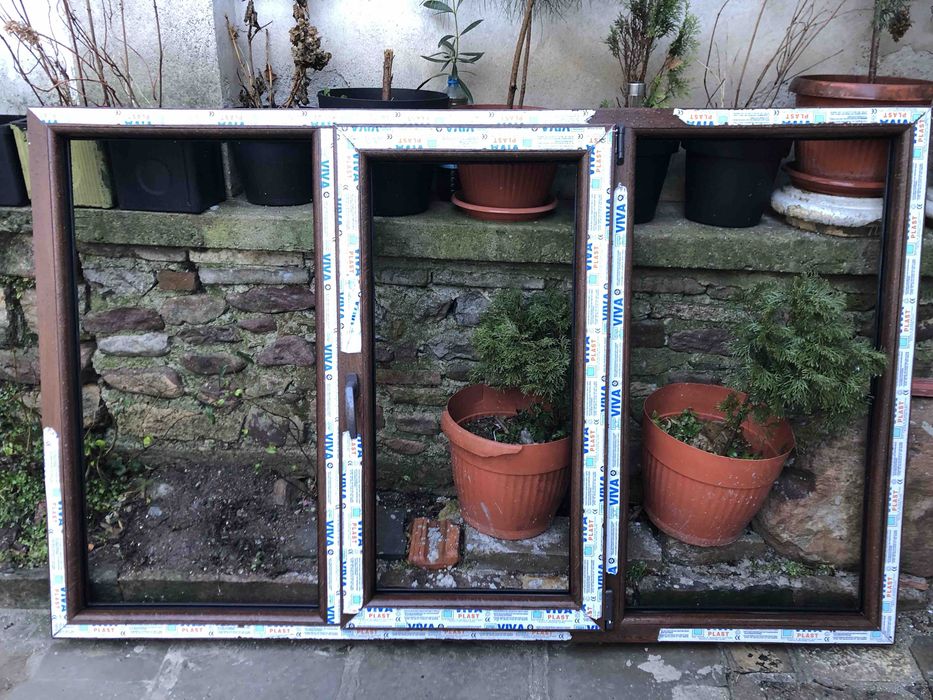 ПВЦ Прозорци цвят орех